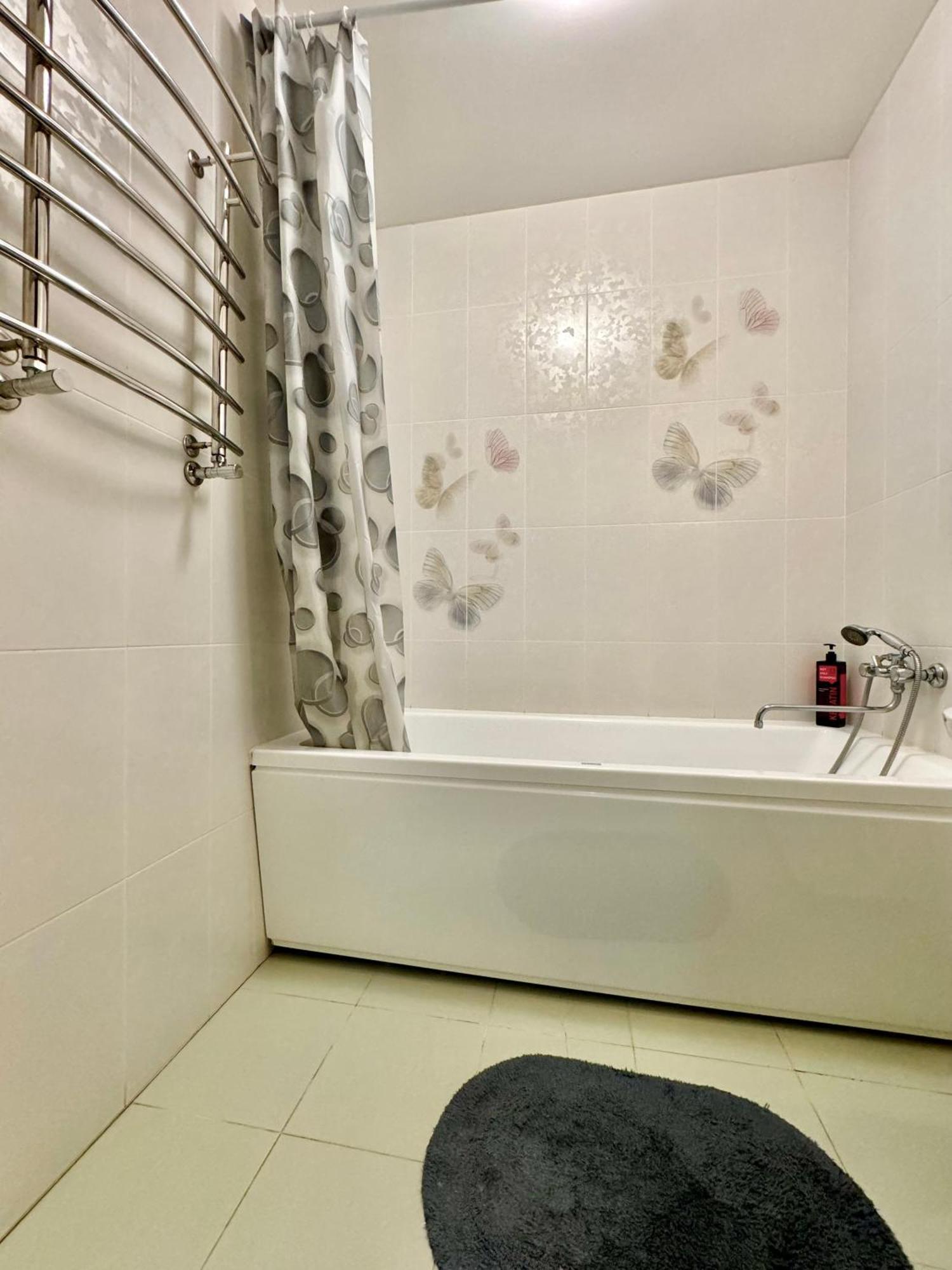 Apartpoltava Світлі Просторі Апартаменти 80М2 , 2-Окремі Кімнати, Новобудова Центр Чек Банківський Zewnętrze zdjęcie